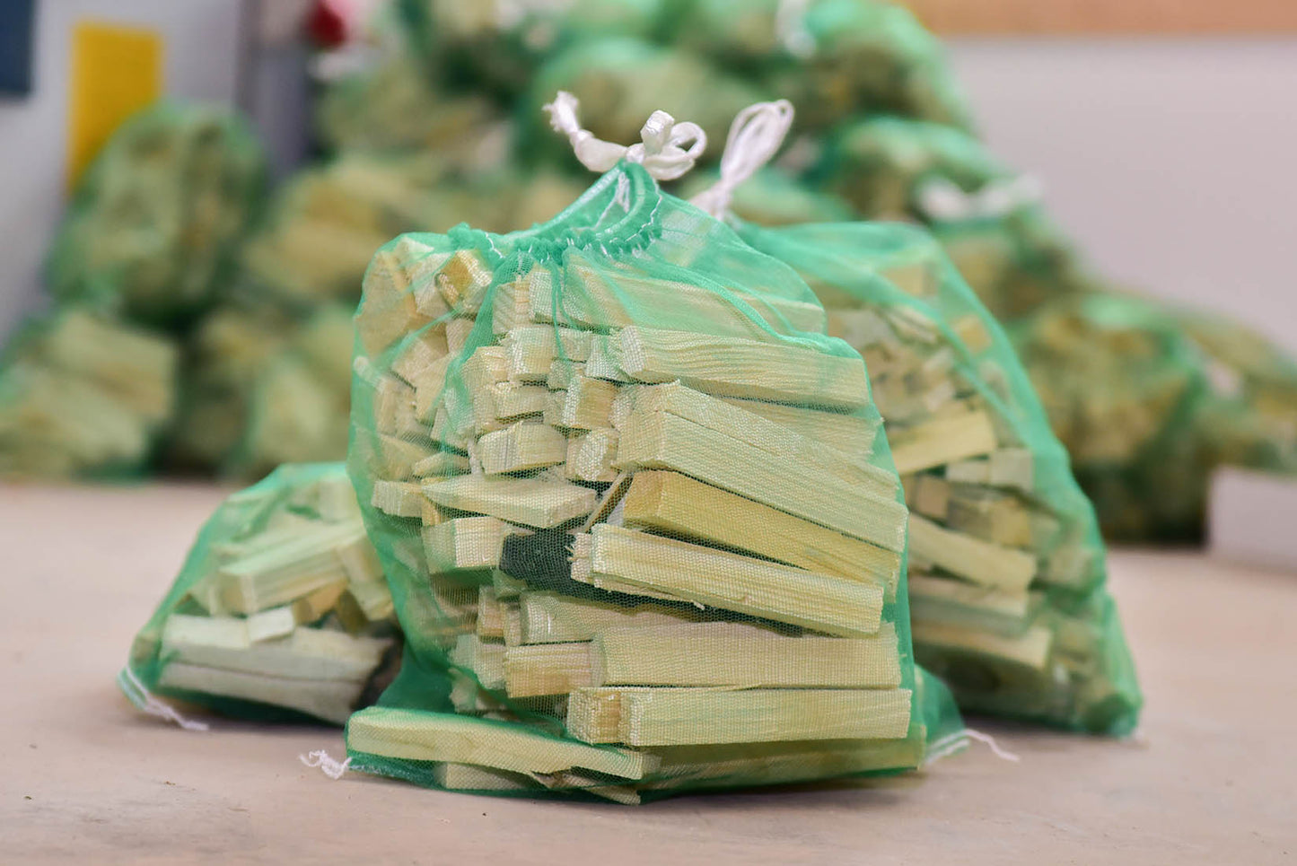 Kindling - single bag
